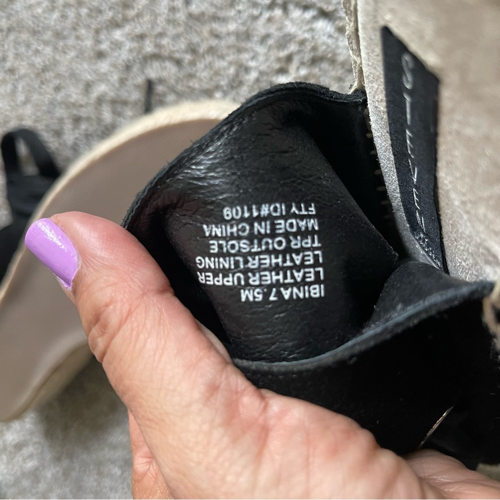 Steve Madden Gladiator Shoes, 7.5 - Picture 10 of 12